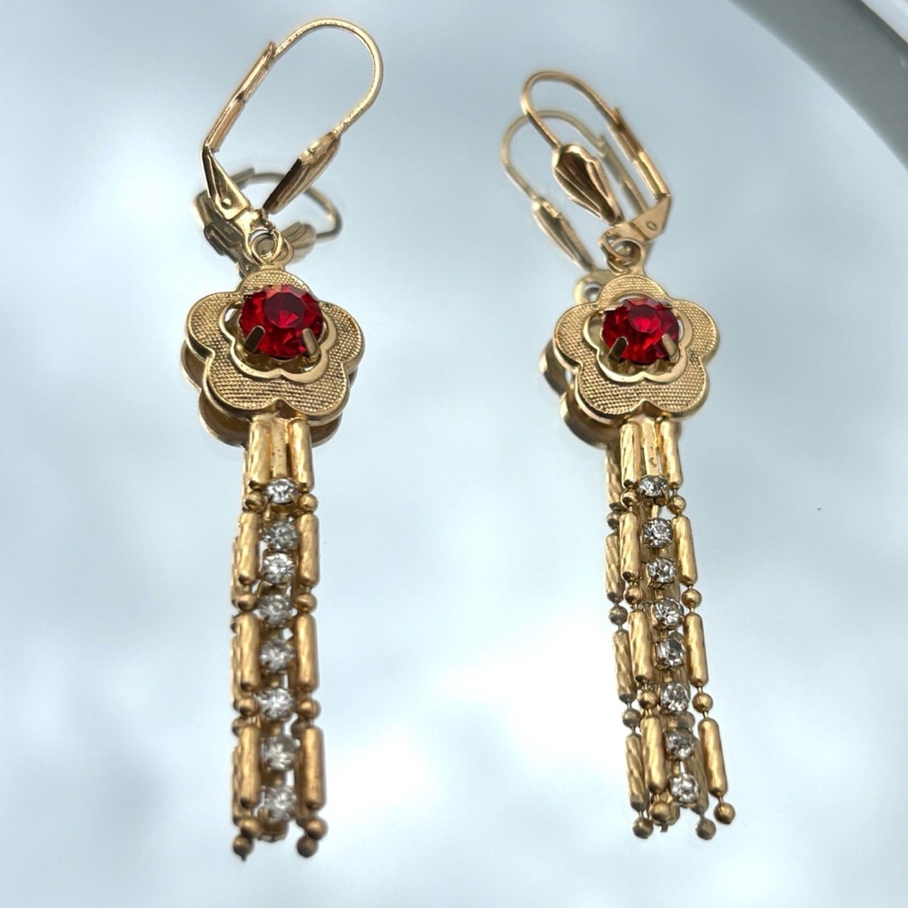 Vintage Elegant Gold and Red Drop Earrings